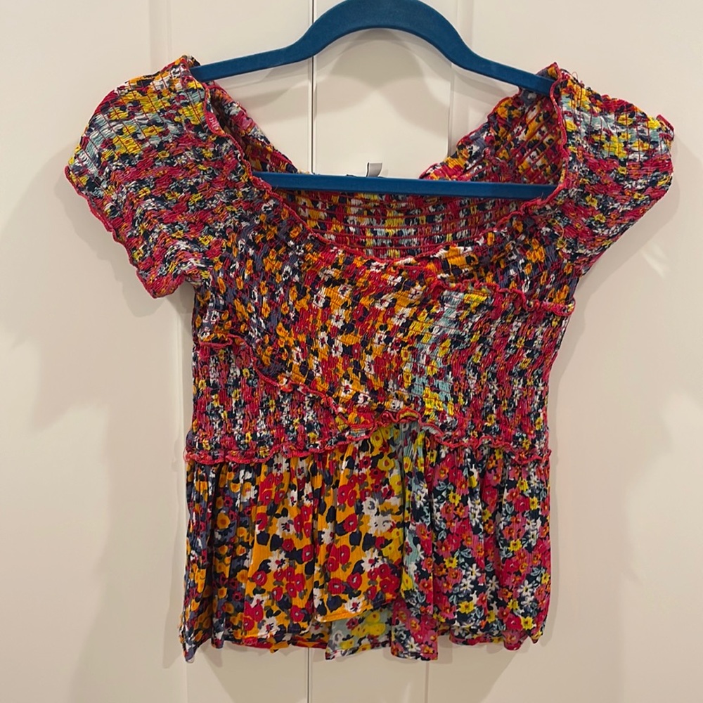 Multicolor top